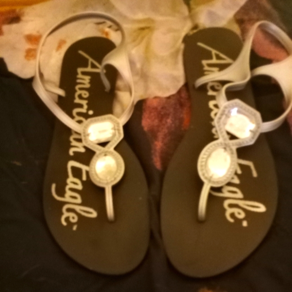 American eagle sandals size 11